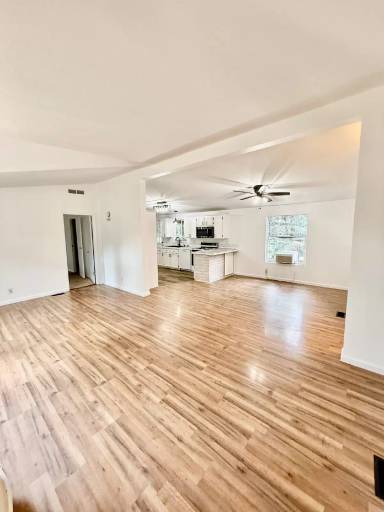 Main picture of 11599 Upper Pine Hill Dr