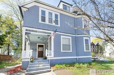 Main picture of 39 May St