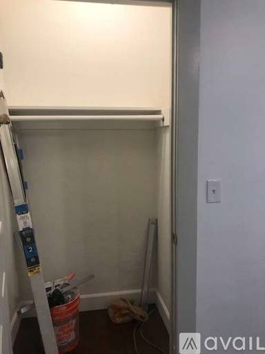 Main picture of 617 E 9th St