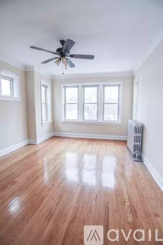 Main picture of 3411 N Pulaski Rd