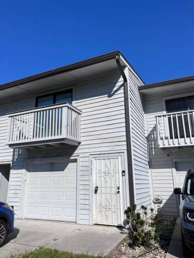 Main picture of 6204 92nd Pl N