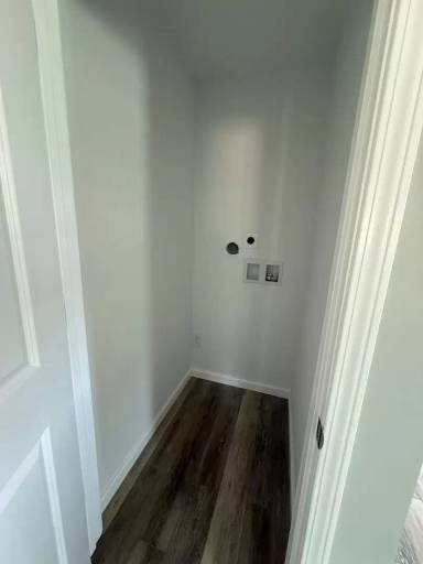 Main picture of 230 New Ave