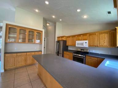 Main picture of 22 S Donlee Dr