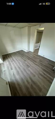 Main picture of 1029 S Hall St