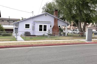 Main picture of 4302 W 147th St