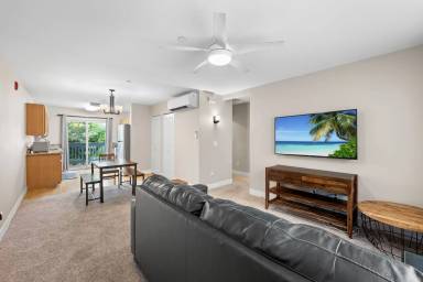 Main picture of 35 Katie Ln