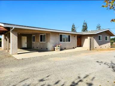 Main picture of 9257 Crawford Ave
