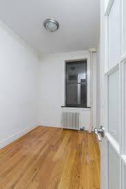 Main picture of 330 E 35th St