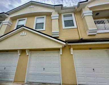 Main picture of 209 Larkin Pl