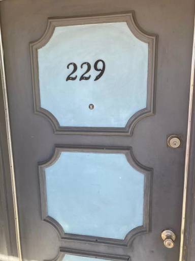 Main picture of 651 N Stewart St