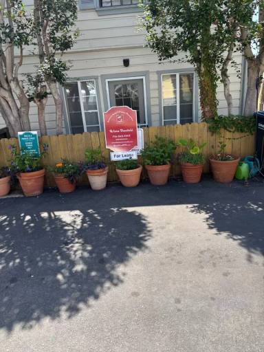 Main picture of 31683 Wildwood Rd