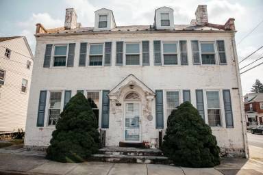 Main picture of 304 N Pine St