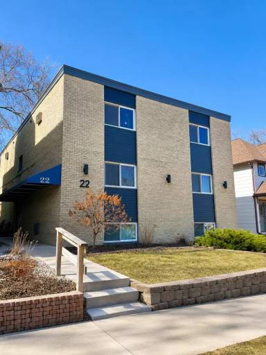 Main picture of 22 N Franklin St