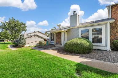 Main picture of 10361 E Evans Ave