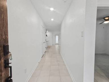Main picture of 1310 Cardinal Trl