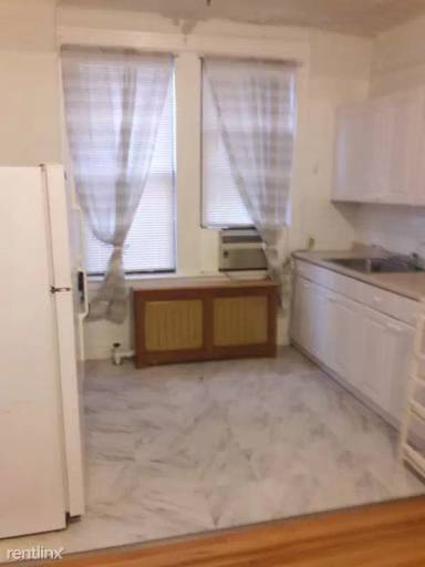 Main picture of 3143 33rd St