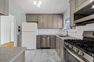 Main picture of 9 Deborah Dr