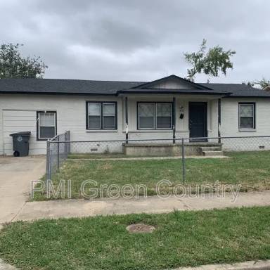 Main picture of 6117 N Main St