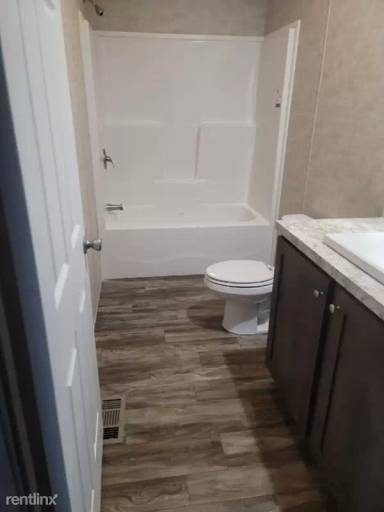 Main picture of 508 Earl Dr