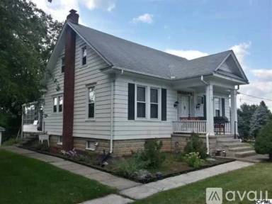 Main picture of 727 Hogestown Rd