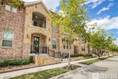 Main picture of 2441 Gramercy Park Dr