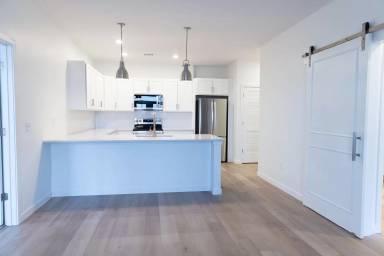 Main picture of 2220 N Susquehanna Trl