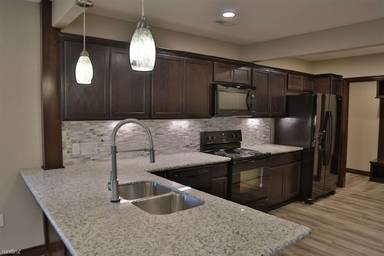 Main picture of 617 N Oliver Ave