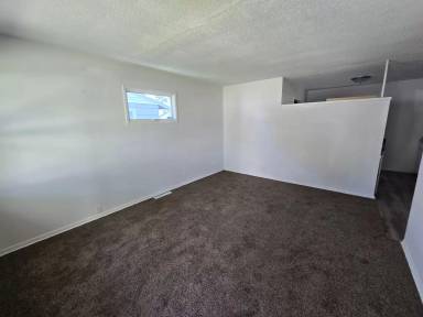 Main picture of 224 SE Lime St