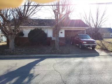 Main picture of 407 N McCombs St