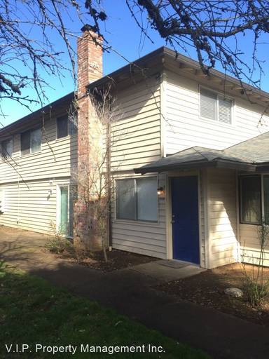 Main picture of 2841 NE Rene Ave