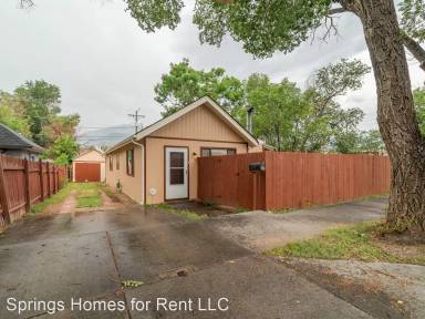 Main picture of 2719 W Pikes Peak Ave