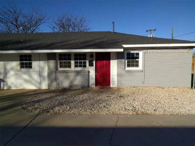 Main picture of 2715 East 2nd Street - A