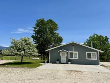 Main picture of 1334 Country Rd