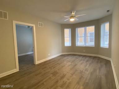 Main picture of 3108 N Milwaukee Ave