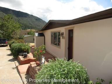 Main picture of 975 Julie Ln