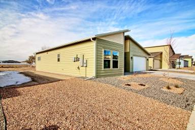 Main picture of 378 Hidden River Dr