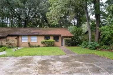 Main picture of 6731 SW 45th Ave