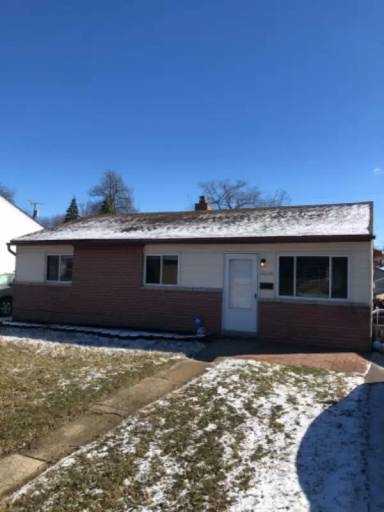 Main picture of 26644 Groveland St