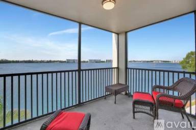 Main picture of 118 Lake Emerald Dr