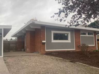 Main picture of 383 S Troy St