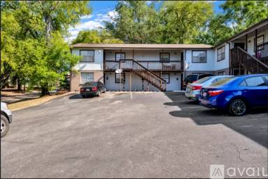 Main picture of 313 Beta St S