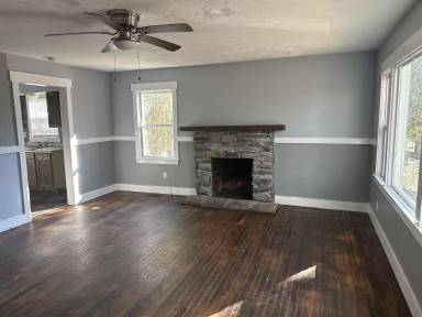 Main picture of 243 Caulder Cir