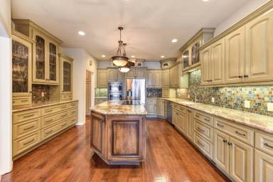 Main picture of 6533 Chesbro Cir