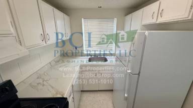 Main picture of 8624 Pacific Ave