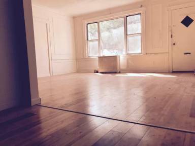 Main picture of 110 Huntington Ter