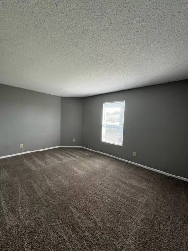 Main picture of 3131 Danube Way