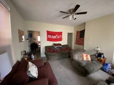 Main picture of 311 E University Ave