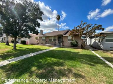 Main picture of 321 Oakdale Dr