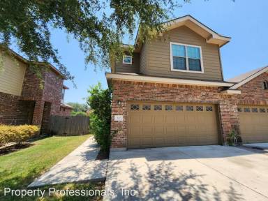 Main picture of 305 Rosalie Dr