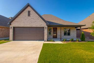 Main picture of 211 Kanis Ridge Dr